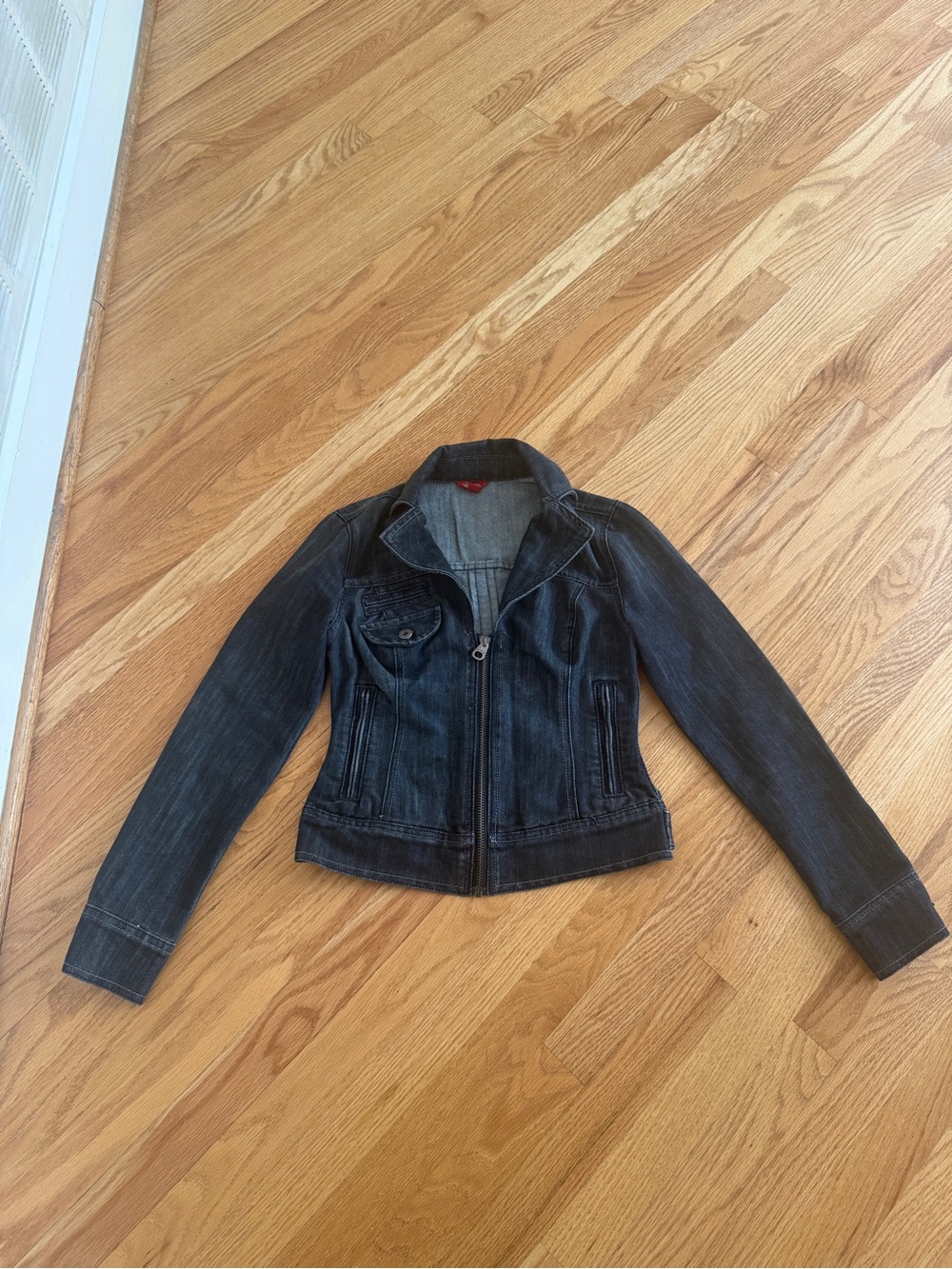 Y2k guess dark wash jean jacket sexy collared zip up jacket